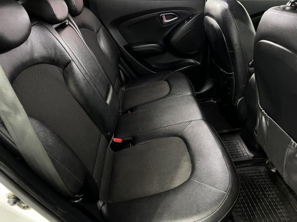 Hyundai ix35 I Рестайлинг с пробегом 2013 года, цена 1 220 000 рублей, 181625 км, внедорожник, Автокод Объявления