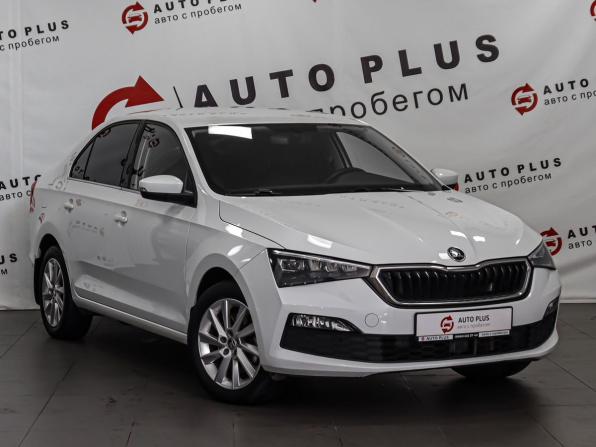 Skoda Rapid II с пробегом 2021 года, цена 1 649 000 рублей, 46233 км, лифтбек, Автокод Объявления
