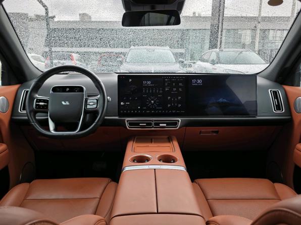 Li Auto (Lixiang) L7 I с пробегом 2023 года, цена 5 999 000 рублей, 40934 км, внедорожник, Автокод Объявления