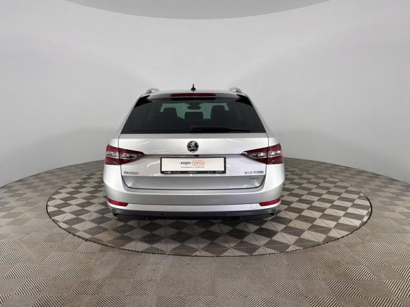Skoda Superb III с пробегом 2019 года, цена 2 249 000 рублей, 287007 км, универсал, Автокод Объявления