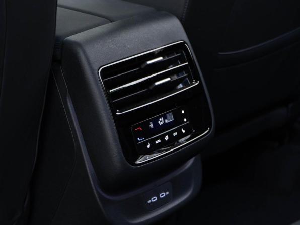 Volkswagen Teramont II (China Market) с пробегом 2026 года, цена 6 376 444 рубля, 25 км, внедорожник, Автокод Объявления