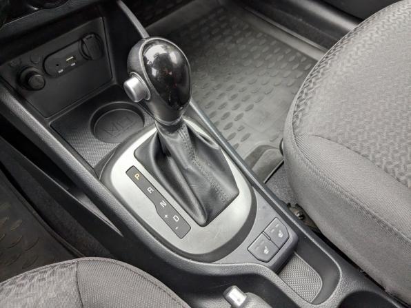 Kia Rio III Рестайлинг с пробегом 2017 года, цена 1 300 000 рублей, 76000 км, седан, Автокод Объявления