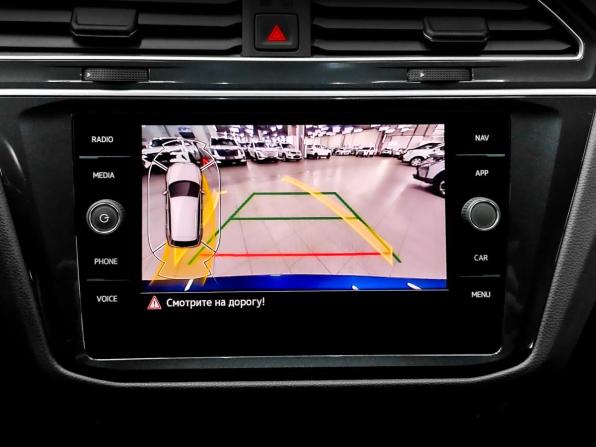 Volkswagen Tiguan II Рестайлинг с пробегом 2021 года, цена 4 215 000 рублей, 34083 км, внедорожник, Автокод Объявления