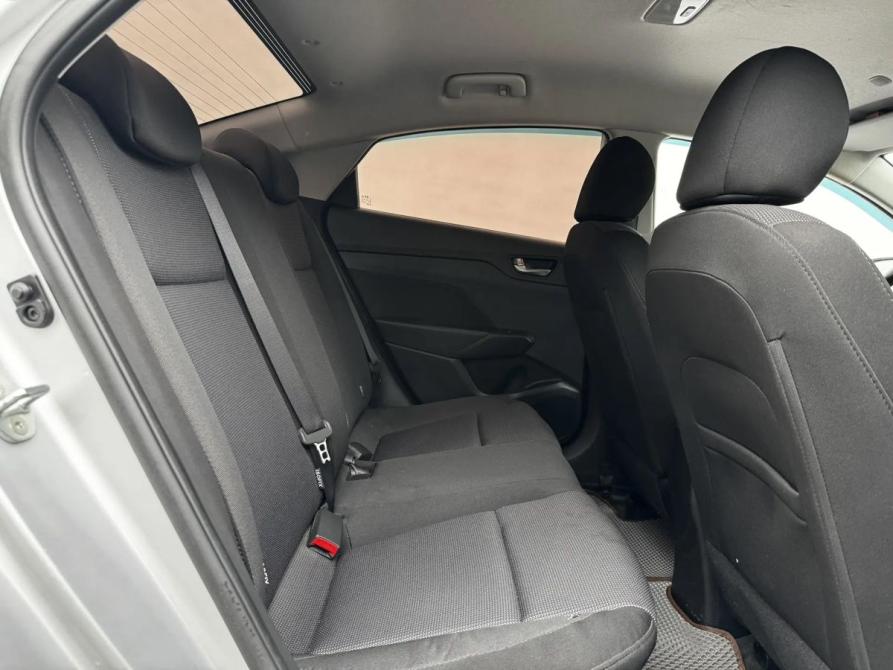 Hyundai Solaris II Москва  - изображение 11