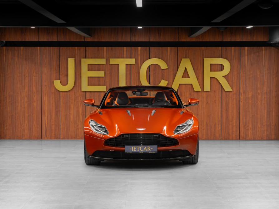 Aston Martin DB11 I Москва  - изображение 5