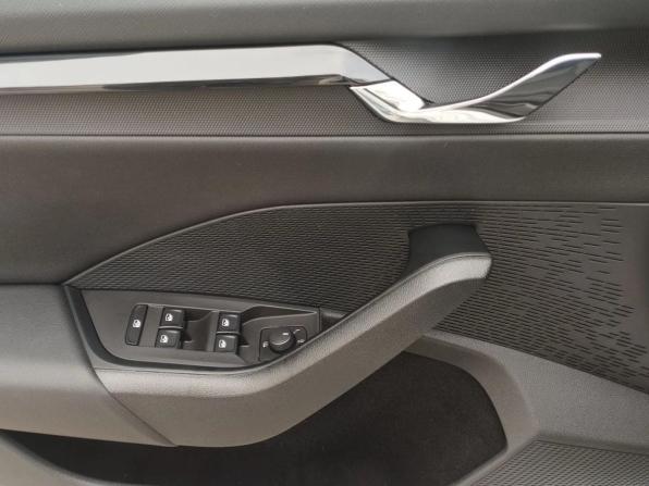 Skoda Octavia IV (A8) с пробегом 2021 года, цена 2 479 000 рублей, 43199 км, лифтбек, Автокод Объявления