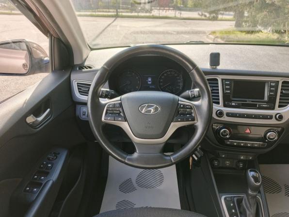 Hyundai Solaris II с пробегом 2019 года, цена 1 230 000 рублей, 182180 км, седан, Автокод Объявления