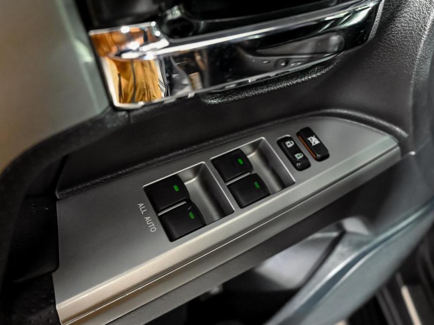 Toyota Land Cruiser 200 Series Рестайлинг 1 Екатеринбург  - изображение 13