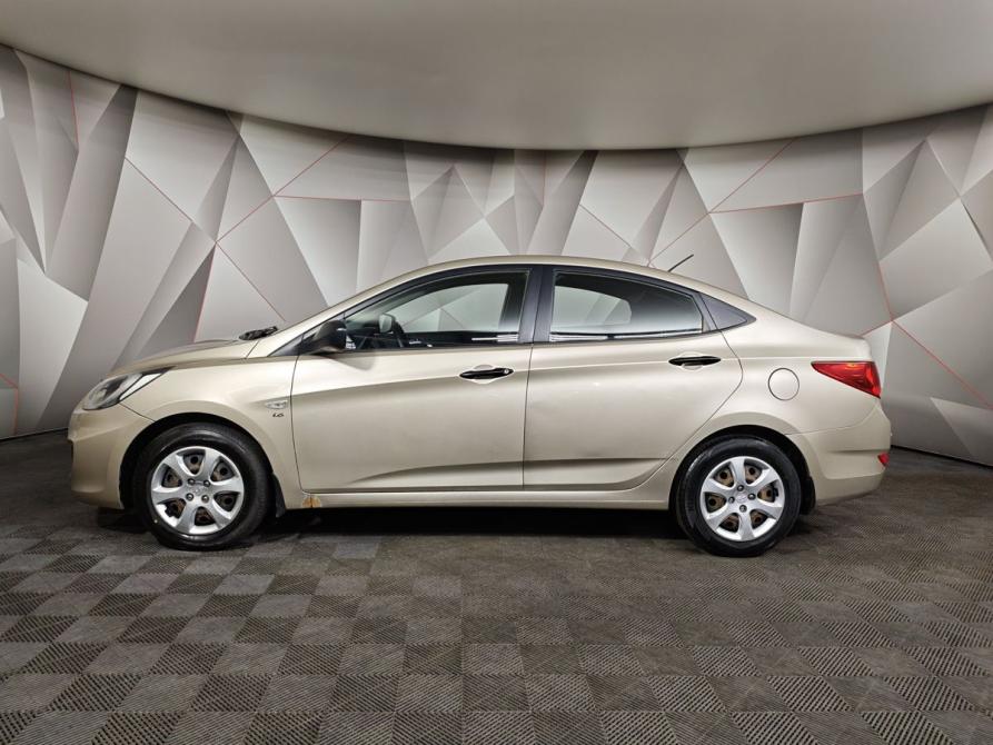 Hyundai Solaris I Москва  - изображение 5