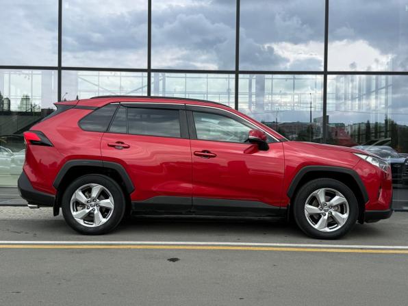 Toyota RAV4 V (XA50) с пробегом 2021 года, цена 3 180 000 рублей, 81991 км, внедорожник, Автокод Объявления