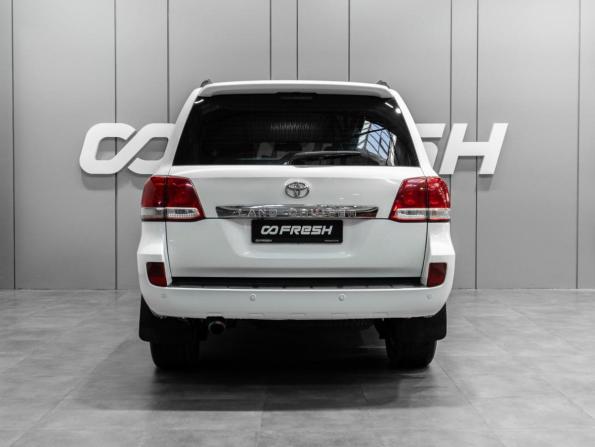 Toyota Land Cruiser 200 Series с пробегом 2011 года, цена 3 250 000 рублей, 218163 км, внедорожник, Автокод Объявления