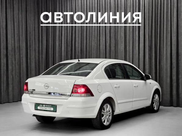Opel Astra H Рестайлинг с пробегом 2010 года, цена 660 000 рублей, 161000 км, седан, Автокод Объявления