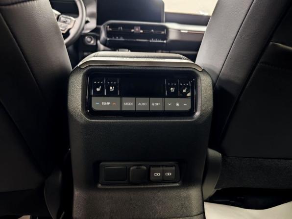 Новый Toyota Land Cruiser Prado 250 Series 2025 года, цена 12 966 000 рублей, внедорожник, Автокод Объявления