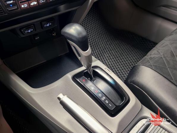 Honda Civic IX с пробегом 2012 года, цена 1 018 000 рублей, 155000 км, седан, Автокод Объявления