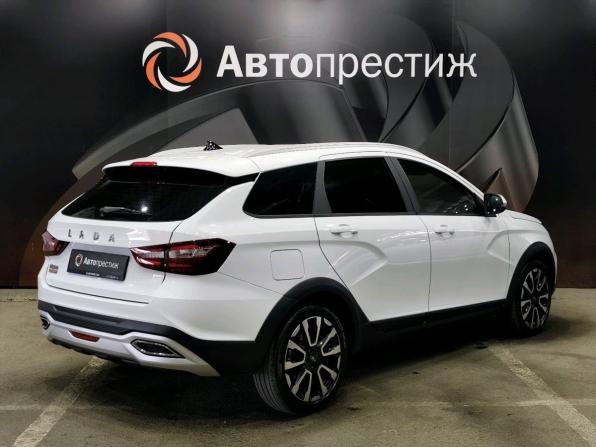 Lada (ВАЗ) Vesta I Рестайлинг (NG) с пробегом 2024 года, цена 1 308 000 рублей, 46791 км, универсал, Автокод Объявления