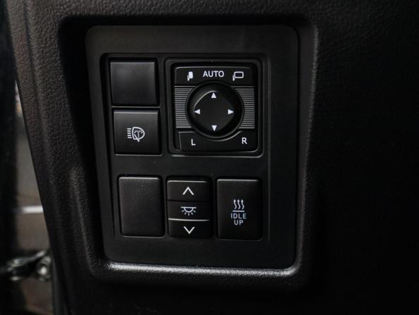 Toyota Land Cruiser Prado 150 Series Рестайлинг 2 с пробегом 2018 года, цена 4 870 000 рублей, 83355 км, внедорожник, Автокод Объявления