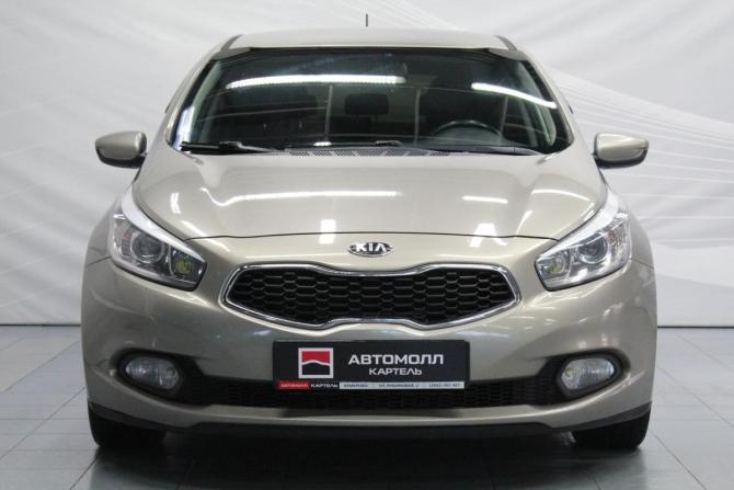 Kia Ceed II с пробегом 2014 года, цена 1 100 000 рублей, 222000 км, хэтчбек, Автокод Объявления