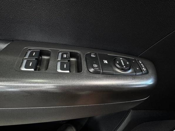 Kia Sportage IV с пробегом 2016 года, цена 1 899 900 рублей, 140000 км, внедорожник, Автокод Объявления