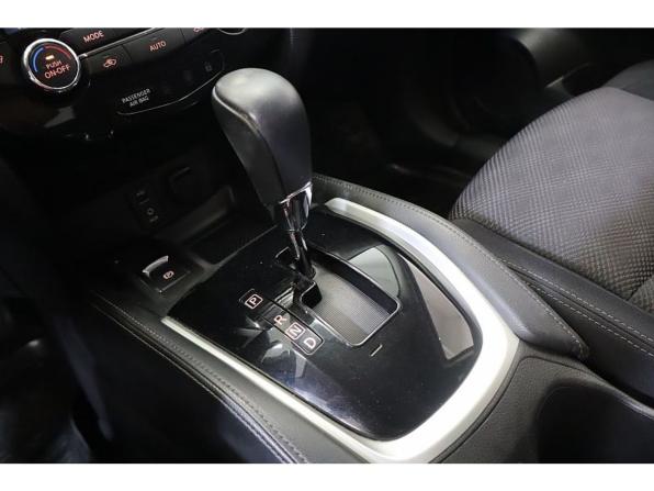 Nissan Qashqai II с пробегом 2017 года, цена 1 669 000 рублей, 83584 км, внедорожник, Автокод Объявления