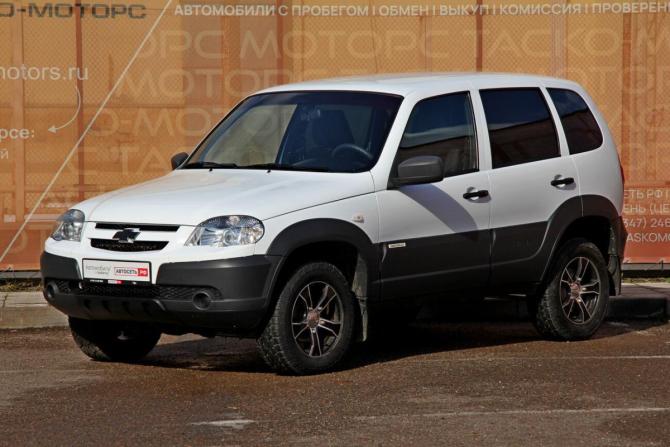 Chevrolet Niva I Рестайлинг с пробегом 2017 года, цена 679 700 рублей, 109536 км, внедорожник, Автокод Объявления