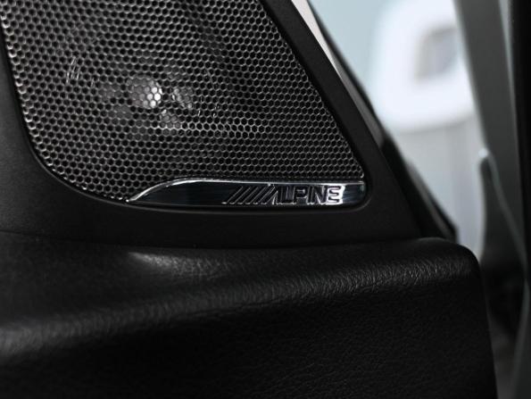 BMW 1 серии II (F20/F21) Рестайлинг 2 с пробегом 2017 года, цена 1 899 000 рублей, 170289 км, хэтчбек, Автокод Объявления
