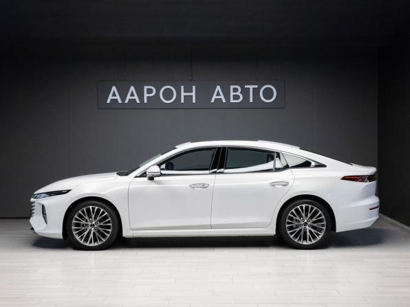Новый Bestune B70 I Рестайлинг 2024 года, цена 2 903 000 рублей, лифтбек, Автокод Объявления