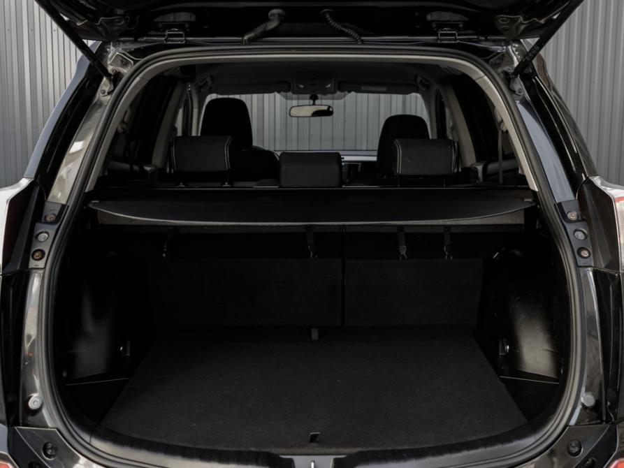 Toyota RAV4 IV (XA40) Рестайлинг Екатеринбург  - изображение 9