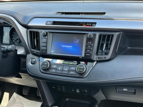 Toyota RAV4 IV (XA40) Рестайлинг с пробегом 2018 года, цена 2 760 000 рублей, 51571 км, внедорожник, Автокод Объявления