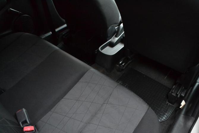 Mazda 2 II Рестайлинг (DE2) с пробегом 2011 года, цена 890 000 рублей, 72063 км, хэтчбек, Автокод Объявления