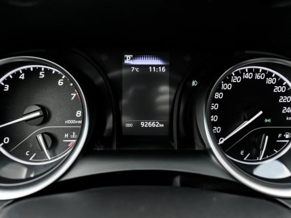 Toyota Camry VIII (XV70) Рестайлинг с пробегом 2021 года, цена 2 750 000 рублей, 92662 км, седан, Автокод Объявления