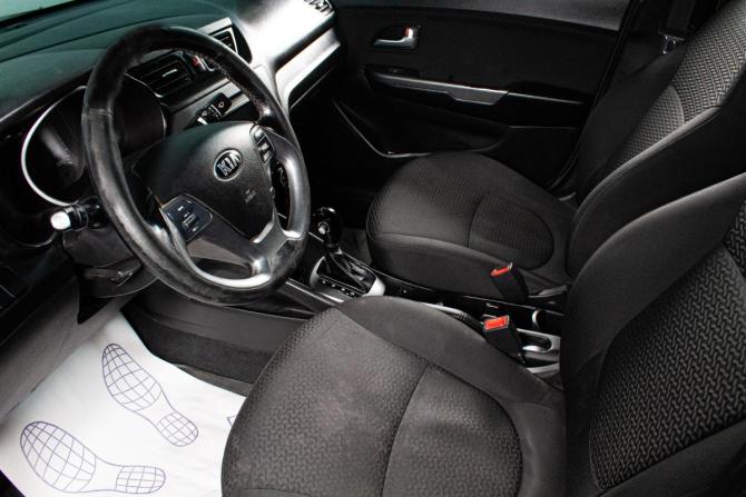Kia Rio III Рестайлинг с пробегом 2016 года, цена 879 000 рублей, 172000 км, седан, Автокод Объявления