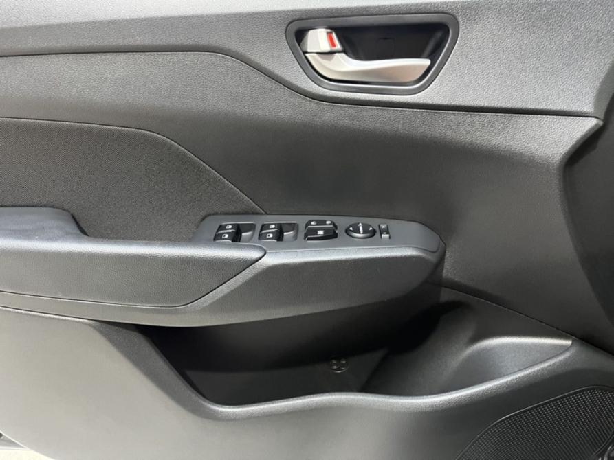 Hyundai Solaris II Курск  - изображение 14