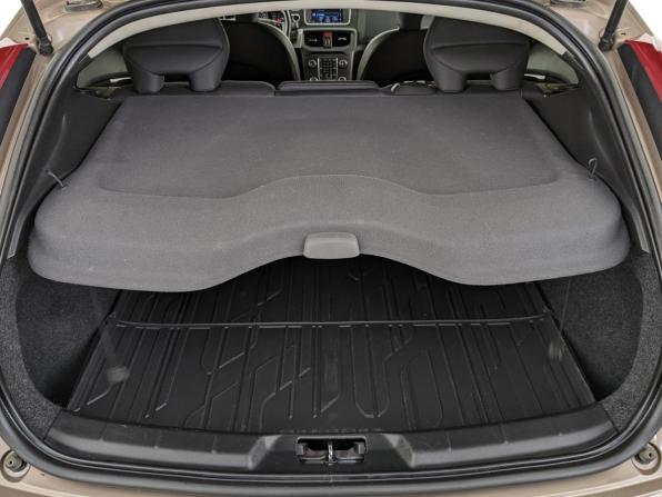 Volvo V40 Cross Country I с пробегом 2013 года, цена 1 490 000 рублей, 117941 км, хэтчбек, Автокод Объявления