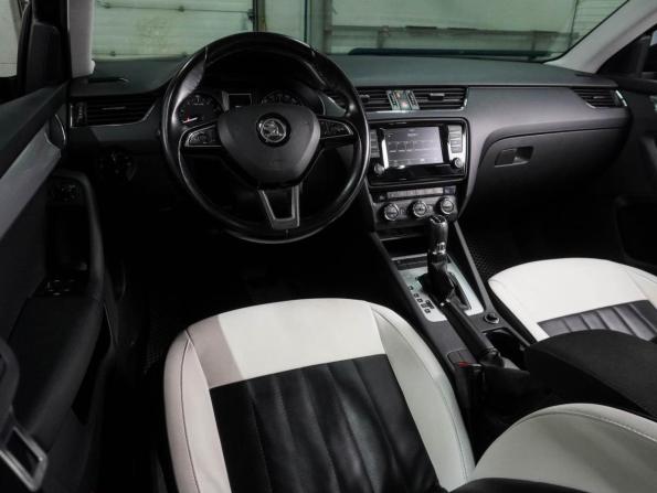 Skoda Octavia III (A7) с пробегом 2017 года, цена 1 547 000 рублей, 197077 км, лифтбек, Автокод Объявления