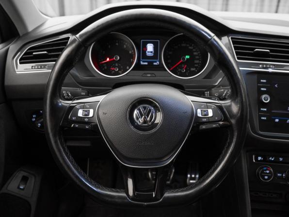 Volkswagen Tiguan II с пробегом 2019 года, цена 2 450 000 рублей, 133490 км, внедорожник, Автокод Объявления