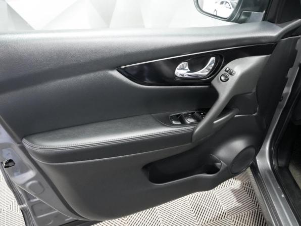Nissan Qashqai II с пробегом 2016 года, цена 1 733 000 рублей, 126000 км, внедорожник, Автокод Объявления