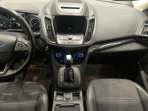 Ford Kuga II Рестайлинг с пробегом 2017 года, цена 1 530 000 рублей, 100060 км, внедорожник, Автокод Объявления
