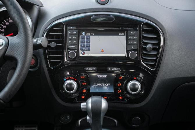 Nissan Juke I с пробегом 2013 года, цена 1 025 000 рублей, 137000 км, внедорожник, Автокод Объявления