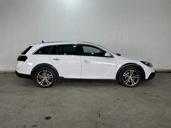 Opel Insignia I Рестайлинг с пробегом 2014 года, цена 1 389 000 рублей, 137794 км, универсал, Автокод Объявления