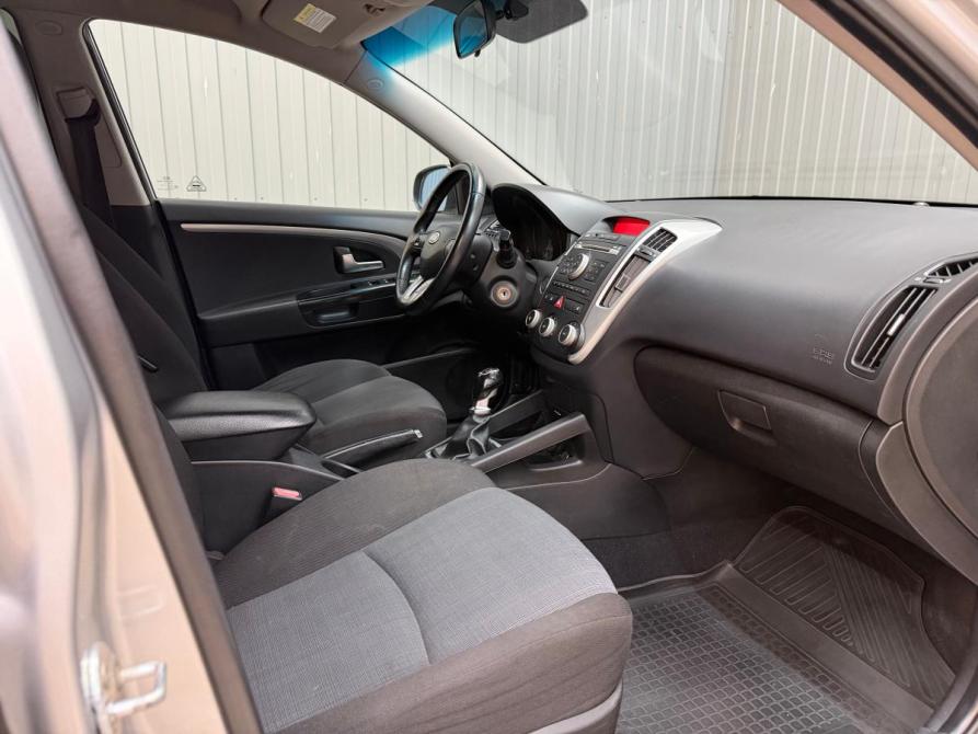 Kia Ceed I Рестайлинг Магнитогорск  - изображение 10