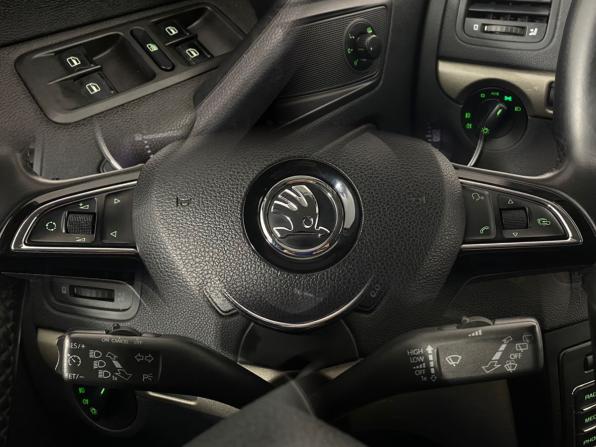Skoda Yeti I Рестайлинг с пробегом 2014 года, цена 930 000 рублей, 177287 км, внедорожник, Автокод Объявления