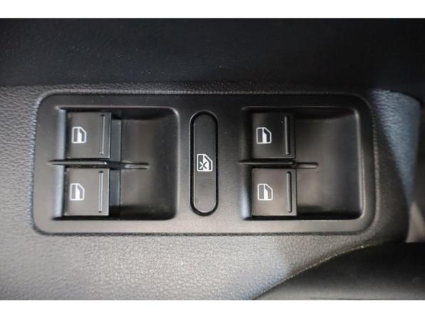 Volkswagen Polo V Рестайлинг с пробегом 2019 года, цена 1 099 000 рублей, 113968 км, седан, Автокод Объявления