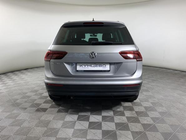 Volkswagen Tiguan II с пробегом 2018 года, цена 1 995 000 рублей, 112726 км, внедорожник, Автокод Объявления