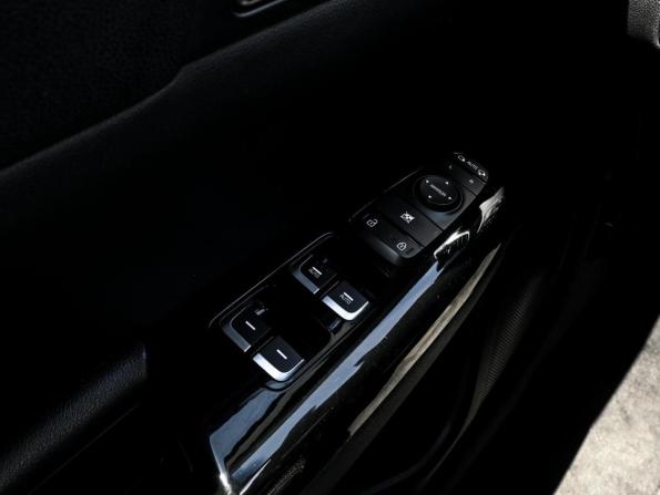 Kia Sportage IV Рестайлинг с пробегом 2019 года, цена 2 750 000 рублей, 106635 км, внедорожник, Автокод Объявления
