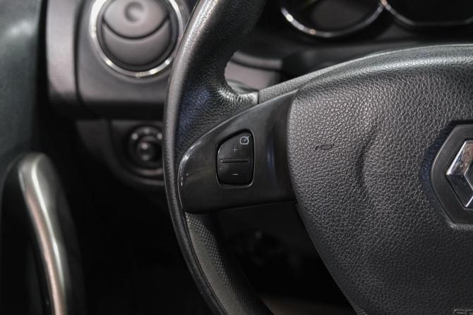 Renault Sandero II с пробегом 2015 года, цена 899 000 рублей, 150000 км, хэтчбек, Автокод Объявления