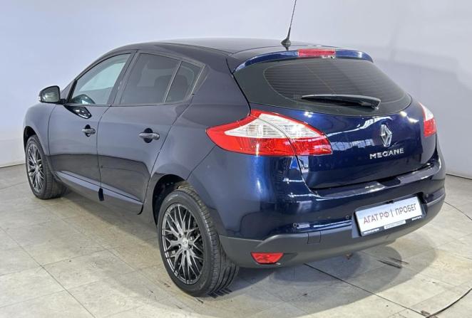 Renault Megane III Рестайлинг с пробегом 2013 года, цена 740 000 рублей, 147000 км, хэтчбек, Автокод Объявления