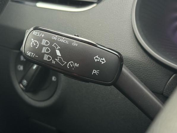 Skoda Octavia III (A7) Рестайлинг с пробегом 2018 года, цена 1 679 000 рублей, 230939 км, лифтбек, Автокод Объявления