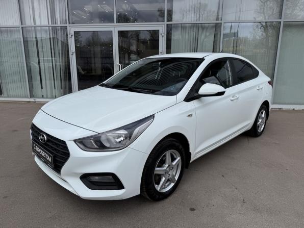 Hyundai Solaris II с пробегом 2018 года, цена 1 120 000 рублей, 82445 км, седан, Автокод Объявления