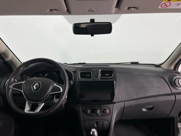 Renault Logan II Рестайлинг с пробегом 2019 года, цена 1 299 000 рублей, 46000 км, седан, Автокод Объявления