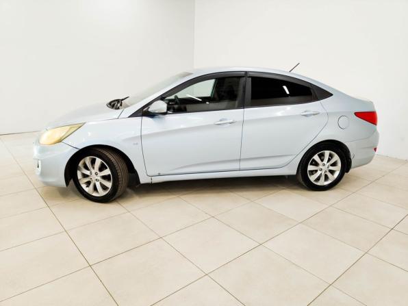 Hyundai Solaris I с пробегом 2012 года, цена 650 000 рублей, 279775 км, седан, Автокод Объявления